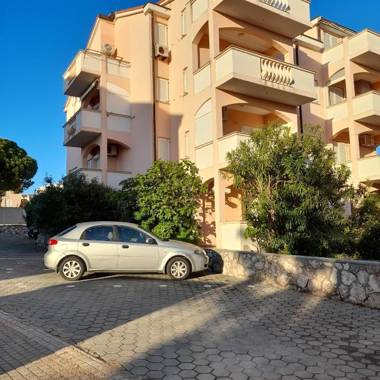 Apartments with a parking space Novalja Pag - 18499