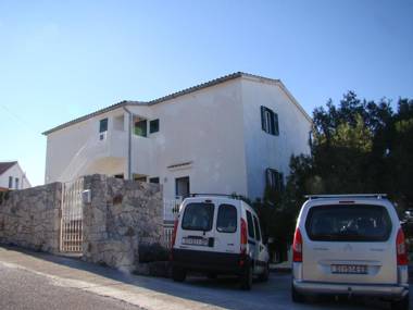 Apartments Sanda