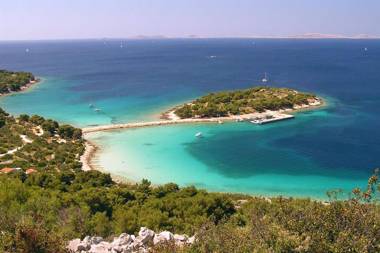 Apartments by the sea Murter - 18737