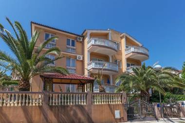 Apartments Canaria