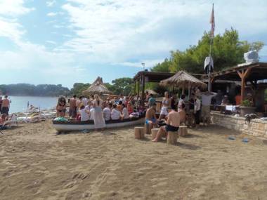 2 bedrooms appartement at Medulin 900 m away from the beach with sea view enclosed garden and wifi