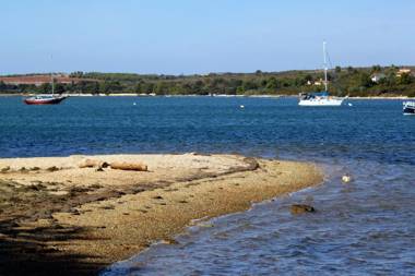 Apartments with a parking space Medulin - 18463