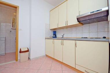 Apartments Jakov