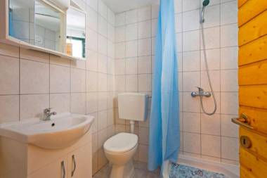 Ganče in Gustirna (Haus für 6 Personen)