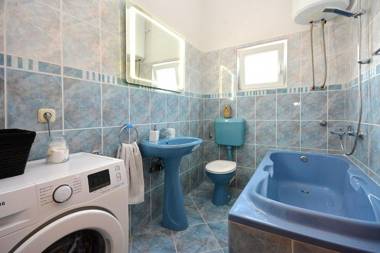 Apartment Zeljko - with pool