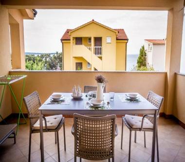 Apartments Lea-with terrace