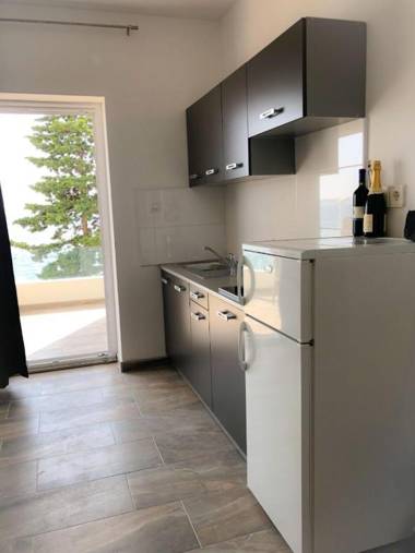 Apartments Milja - 10 m from sea