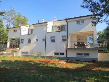 Apartment Prejac by the beach