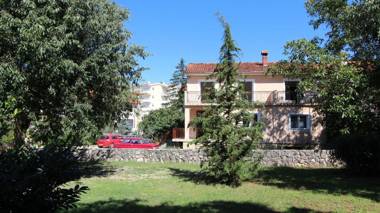 Apartments Gržetić