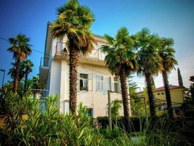 Cosy Apartment in Malinska with Barbecue