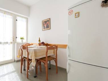 Cosy Apartment in Malinska with Barbecue