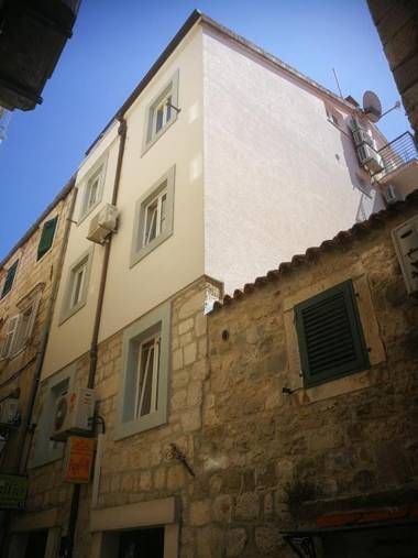 Familia City Center Apartments