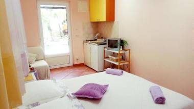 A charming oasis in the city center