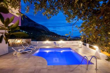 Villa Kristina in Makarska private pool