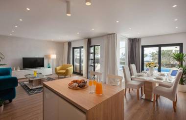 Villa Festina lente a luxury villa in Makarska heated pool