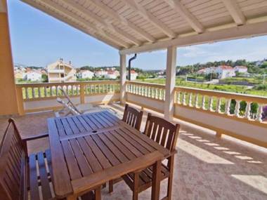 Apartments Spomenka-green paradise