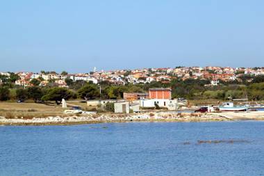 Apartments with a parking space Liznjan Medulin - 18905