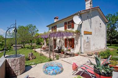 Marija-Lorena in Gora Glušići (Haus für 4-5 Personen)