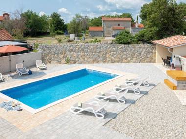Tranquil Holiday Home in Labin with Private Swimming Pool