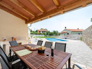 Tranquil Holiday Home in Labin with Private Swimming Pool
