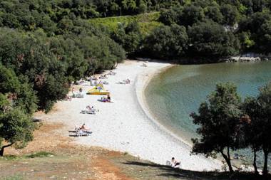 Apartments by the sea Duga Uvala Marcana - 18939