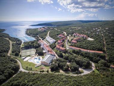 Apartments by the sea Duga Uvala Marcana - 18939