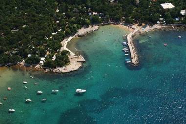Apartments with a parking space Kraljevica - 18996