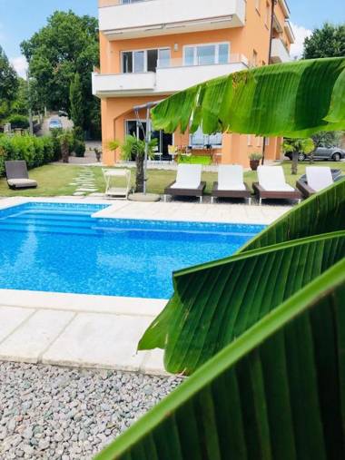 My-Summerlodge-Cherry