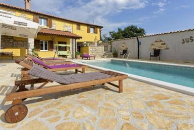 Villa Rina in Barat (Haus für 6-8 Personen)