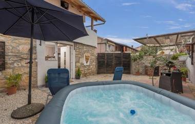 Apartment Dida Sime with Whirlpool