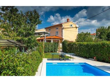 Charming Villa only 10 minutes drive from the sea