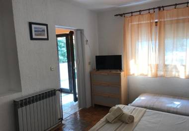 Apartments Matija - 30m from sea