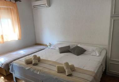 Apartments Matija - 30m from sea