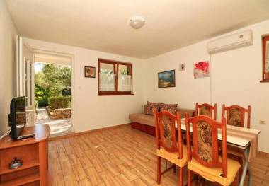 Apartments Slađa - 150 m from beach