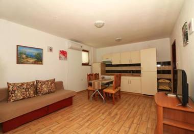 Apartments Slađa - 150 m from beach