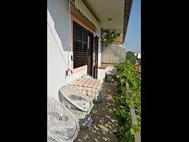 Apartments Slavica - free parking