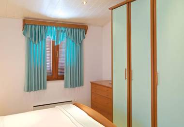 Apartments Vibo - parking and grill