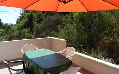 Apartments Mari - 40m from sea