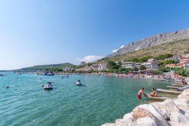 Apartments and Room Andrew