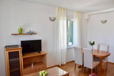 Pervanovo Apartments with Free Parking