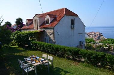 Apartments Brautović