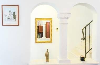 Blue Symphony Old Town