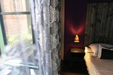 Apartments and Rooms Lejletul