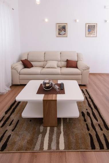 Apartments Violeta 2