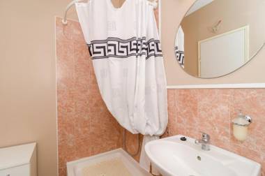 Apartments & Rooms Tapera