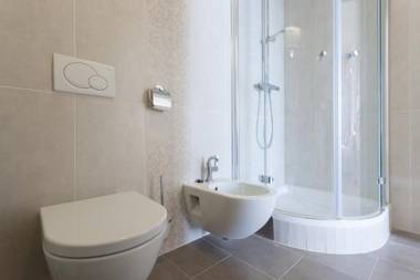 Luxury Beachfront Apartment Banje