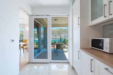 Apartment Maro Bayview