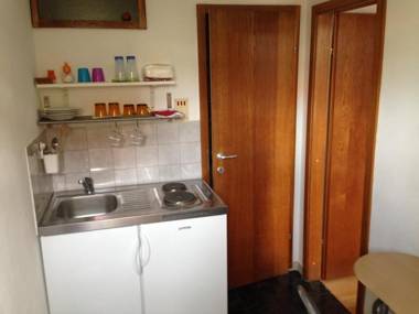 HappY Studio ApartmenT free parking