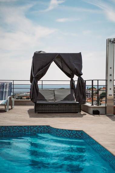 Residence top location apt. 1 Marghareta with sea view