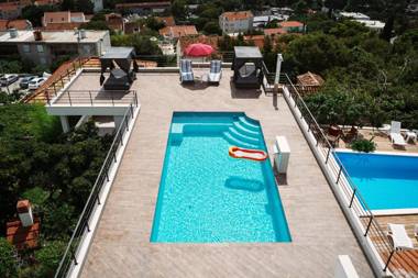 Residence top location apt. 1 Marghareta with sea view